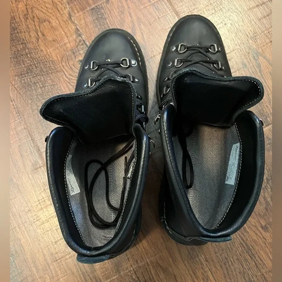 Danner Mountain Light II Black 13D MADE IN USA - Picture 3 of 6